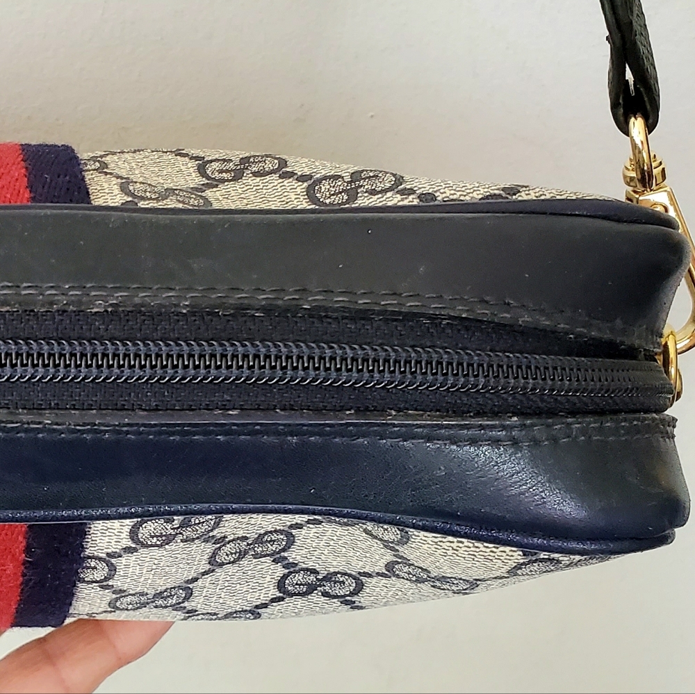 Gucci Navy and Red Crossbody Bag - Picture 13 of 13